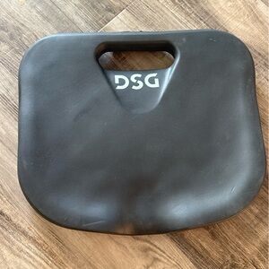 DSG Black Portable Seat Cushion with Integrated Handle